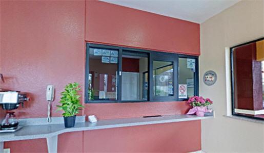 Americas Best Value Inn-Baytown Exterior foto